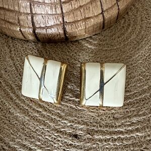 Elegant Gold and Cream Earrings